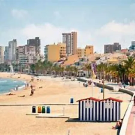 Sunny Seaside Retreat Campello 아파트 *